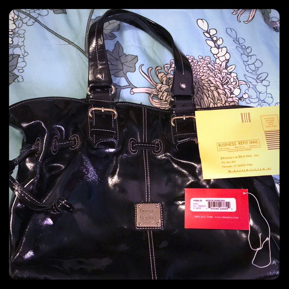 Dooney & Bourke Purse